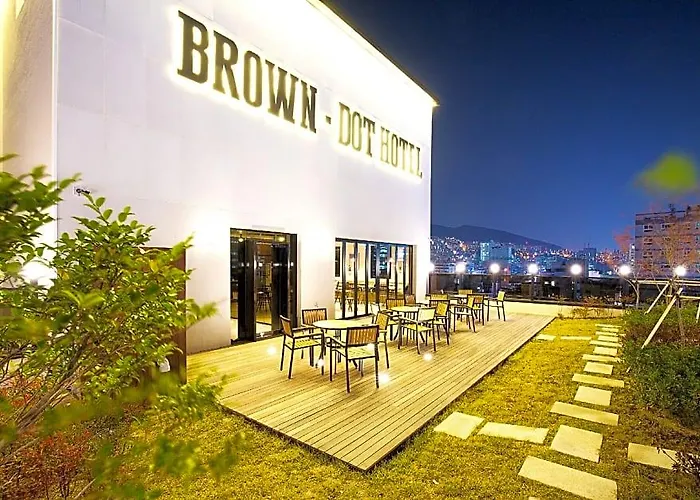 Brown Dot Station 3* Busan